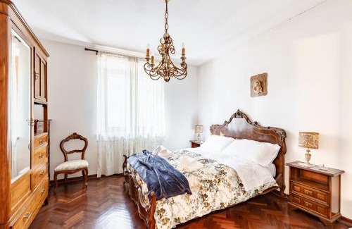 Perugia Apartment | Villa Il Glicine - Vintage Apartment x8