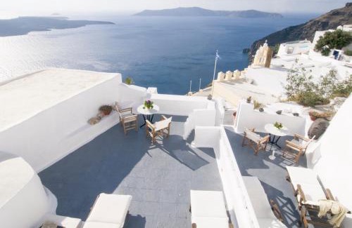 Firostefani Apartment | Villa Ilias