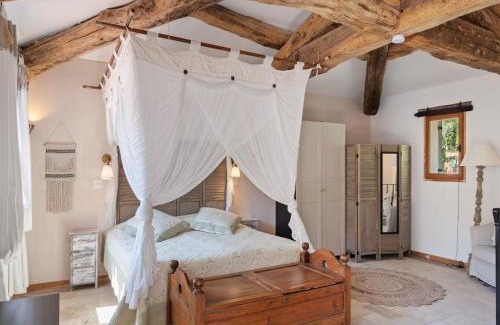 Bargemon Villa | Villa in Bargemon with Pool and Mountain Views