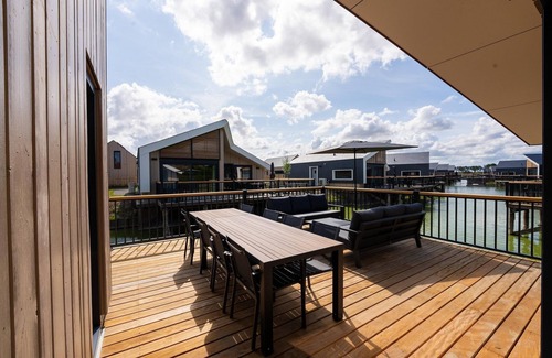 Breskens Villa | Villa in Breskens near the Beach