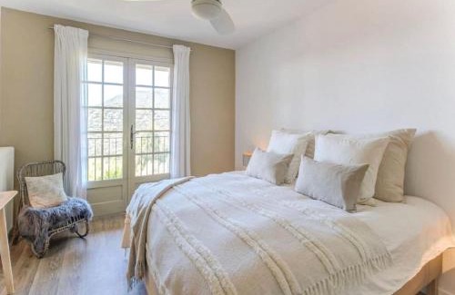 Pardigon Villa | Villa in Cavalaire with Sea View & Pool