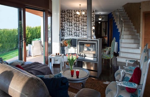 Serans House | Villa in Espiñeirido with Pool & Sea Views