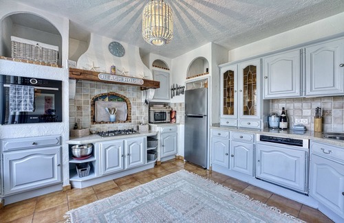 Theoule-sur-Mer Villa | Villa in fabulous THEOULE SUR MER with Stunning Sea views and The Bay ofCannes n