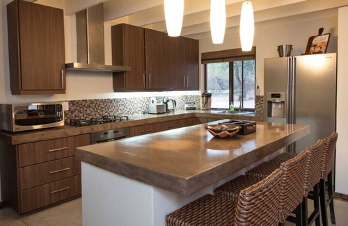 Hoedspruit House | Villa in Hoedspruit with private heated pool