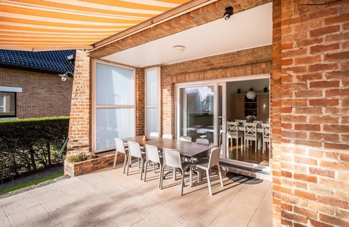 Koksijde-Bad Villa | Villa in Koksijde with Sunny Garden