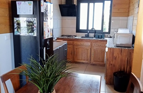 Bras de Pontho Cottage | Villa in Le Tampon with Terrace, 3 Bedrooms, Private Parking, Sleeps 6