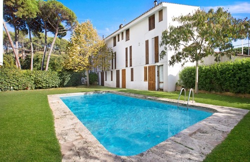 Llafranc Villa | Villa in Llafranc near the Beach & Pool
