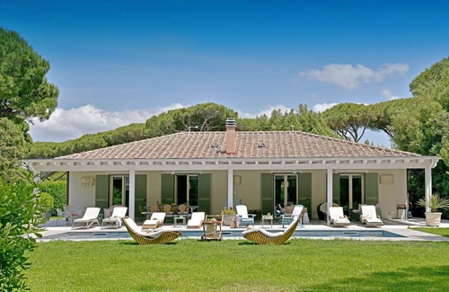 Marina di Bibbona Villa | Villa in Marina Di Bibbona with 4 bedrooms sleeps 8
