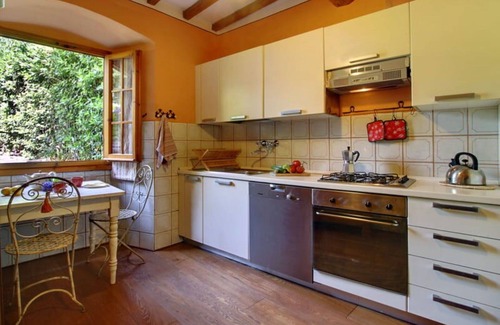 Figline e Incisa Valdarno Villa | Villa in Pavelli with 5 bedrooms sleeps 10