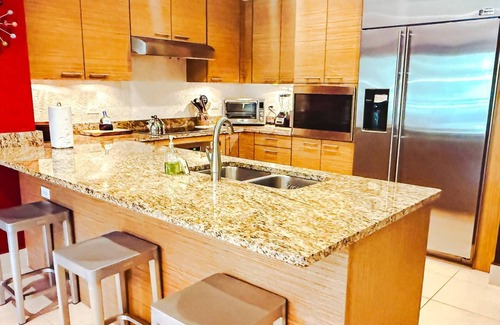 Herreras Apartment | Villa in Red - Three Bedroom Apartment, Sleeps 8