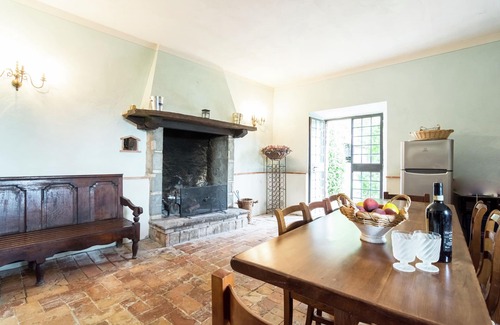 Castiglione in Teverina Villa | Villa in Rome with Pool & Garden