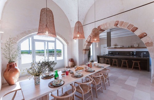 Salice Salentino Villa | Villa in Salice Salentino with 6 bedrooms sleeps 16