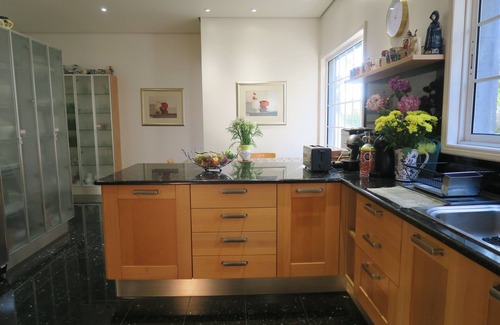 Santa Luzia Villa | villa in the center of Funchal with pool and garden