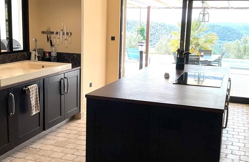 Tanneron Villa | Villa in the heart of the Tanneron massif: beautiful views and absolute peace and quiet!