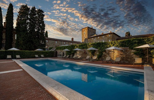 Castelnuovo Berardenga Villa | Villa in Vagliagli with 52 bedrooms sleeps 100