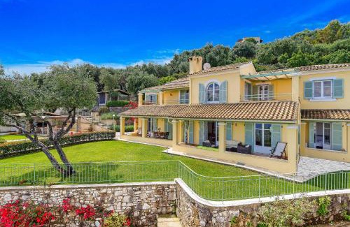 Apraos Villa | Villa Irida