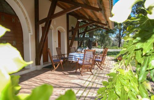 Grottammare Apartment | Villa Irma a Grottammare Relax con Piscina a 10 min dal Mare