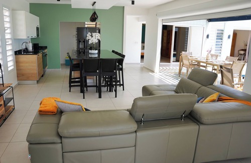 Saint-Francois House | Villa Ishika - Furnished Accommodation 4*