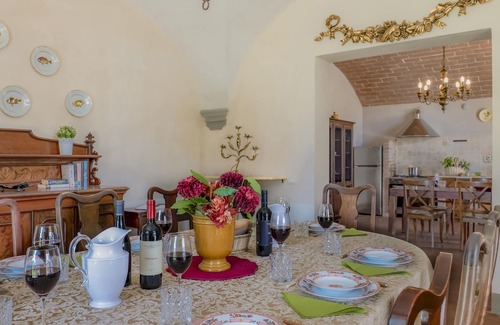 Peccioli Villa | Villa Iside 8, Emma Villas