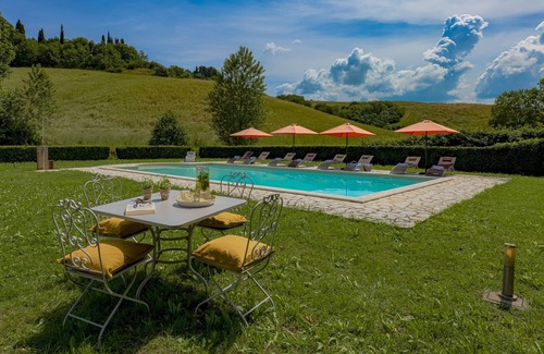 Peccioli Villa | Villa Iside 8, Emma Villas