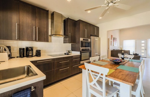 Bubali Villa | Villa “Island time” Private Pool and walk to the beach !