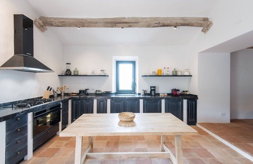 Antognola Villa | Villa in San Giovanni Del Pantano with 10 bedrooms sleeps 20