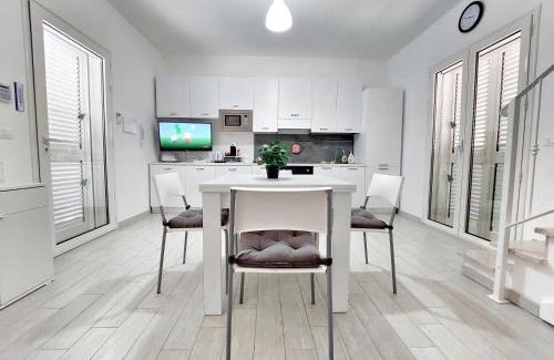 San Pietro in Bevagna Apartment | Villa Ivan Spiaggiabianca Deluxe - A 20 metri dal mare