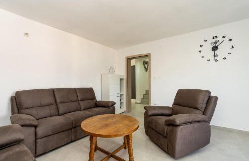 Donji Karin Villa | Villa Ivanovi Dvori