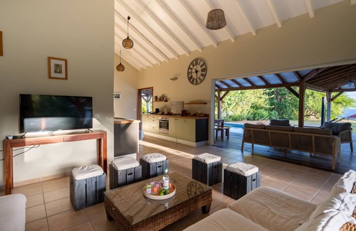 Capesterre-de-Marie-Galante Villa | Villa Jacaranda