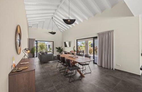 Marie Pampoen Villa | Villa Jasmijn met privezwembad, Mambo Beach