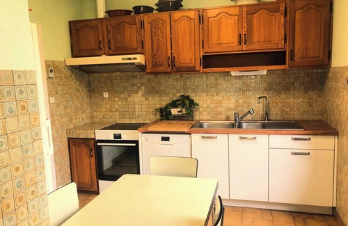 Pontaillac Villa | VILLA JEROMINE in famous place. Beach on foot. Three flower-filled terraces.