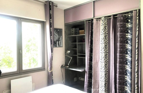 Pontaillac Villa | VILLA JEROMINE in famous place. Beach on foot. Three flower-filled terraces.