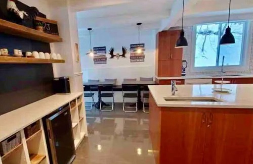 Sainte-Adele House | Villa Jolicoeur - Indoor Pool