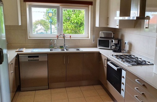 Olho Marinho Villa | Villa Jopati