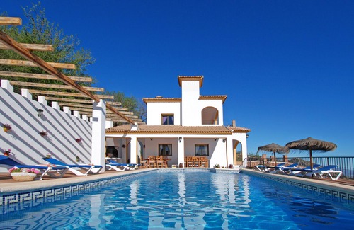Comares Villa | Villa José 2, 12 Pers, Heated Pool, Wifi, A/C, Petfriendly, sea view