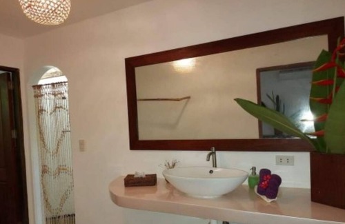 Puerto Princesa City Centre Bed & Breakfast | Villa Kalachuchi B&B