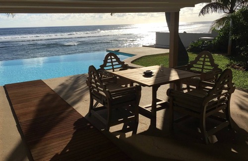 Trois-Bassins Villa | VILLA KAZ KAYAMB, FEET IN THE WATER