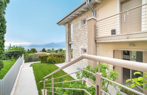 Albisano Apartment | Villa Kiara