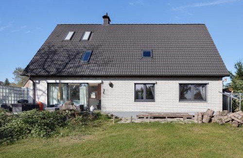 Halstenbek Apartment | Villa Kokorey