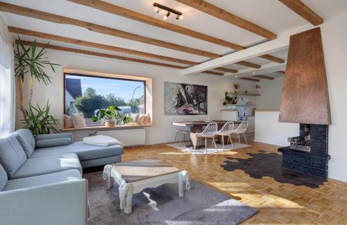 Halstenbek Apartment | Villa Kokorey