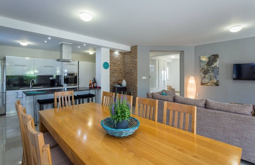 Rakalj Villa | Villa Krase kids friendly for 10 persons near Rakalj with sauna - fitness & playground