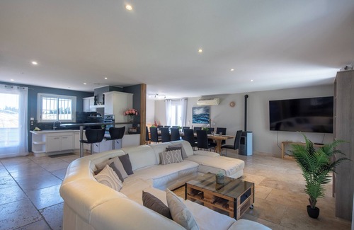 Tarascon Villa | VILLA L'ESTEL in the countryside with private pool 10 minutes from Arles