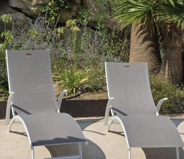 Saint-Paul-Trois-Chateaux Villa | Villa Les Roches du Montélit