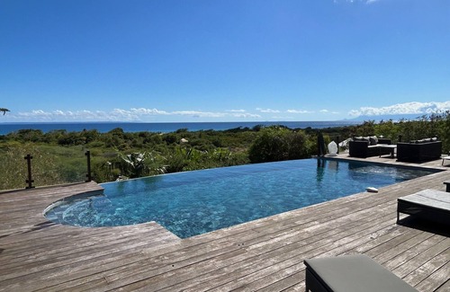 Saint-Francois Villa | Villa l'Hacienda deluxe sea view 180 pool jacuzzi gym quiet garden