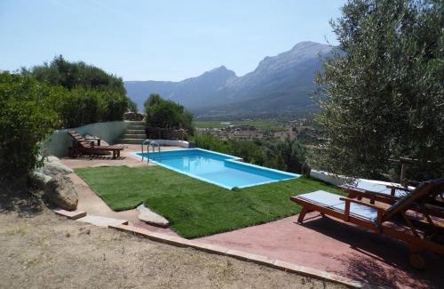 Oliena House | Villa L'Oleandro