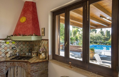 San Piero Patti Cottage | Villa 'L'Uliveto' with Sea View, Private Pool and Wi-Fi