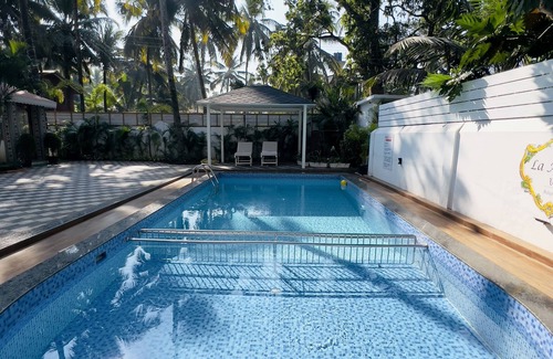 Nagoa Villa | Villa La Aldeia Private Pool Near Baga Beach