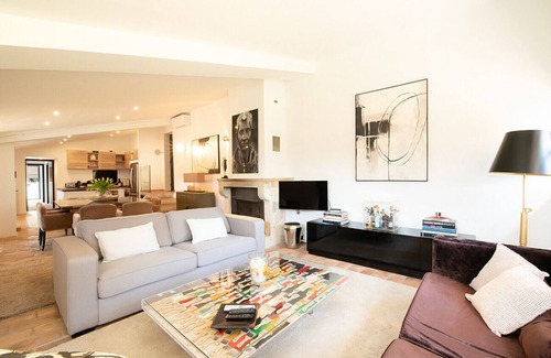 Plan-de-la-Tour Villa | VILLA LA BERGERIE AVEC PISCINE
