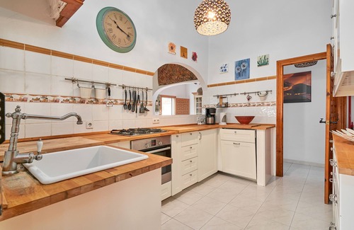 Sayalonga Villa | Villa "La Montaña Del Oro" with Sea View