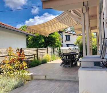 Capbreton House | Villa La Plage Pour 7 Personnes A Proximite Du Port De Plaisance